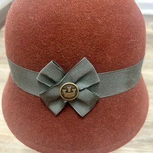 Goorin Bros Rust 100 % Wool Cloche Hat with Olive Ribbon Bow